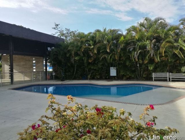 DISFRUTAR DE ÉSTA MARAVILLOSA FINCA ES SÓLO CUESTIÓN DE LLAM - Finca en Pereira, Risaralda